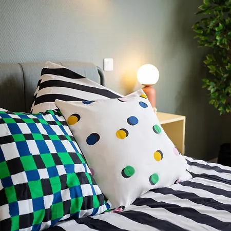 Lila - Confortable In * Paříž